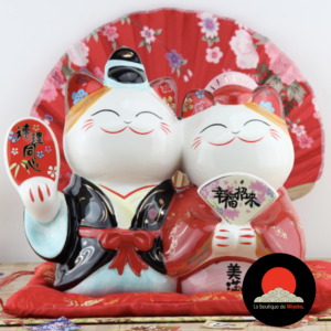 Couple de Maneki Neko-chat-tirelire_coinslot-Maneki_neko-rouge-noir-jaune-porcelaine-ceramique-porte-bonheur-japon-la-boutique-de-miyako-