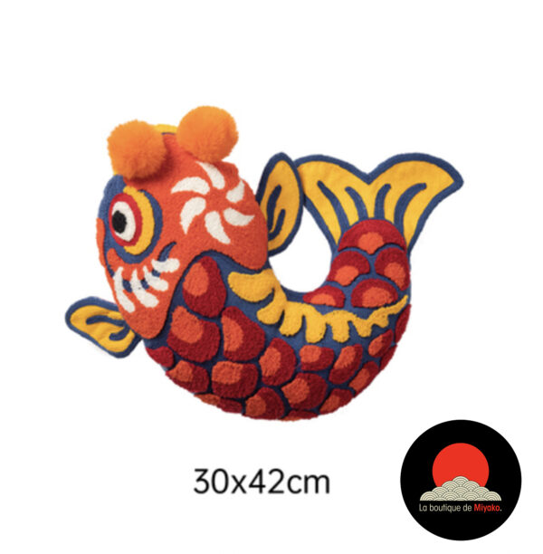 coussin-koi-rouge-details-japon-dragon-portees-oreilles_chat_-Argent_MANEKI_NEKO